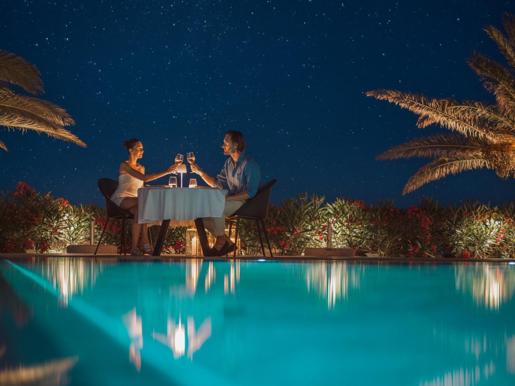 Nous Santorini Hotel เมซาเรีย ภายนอก รูปภาพ