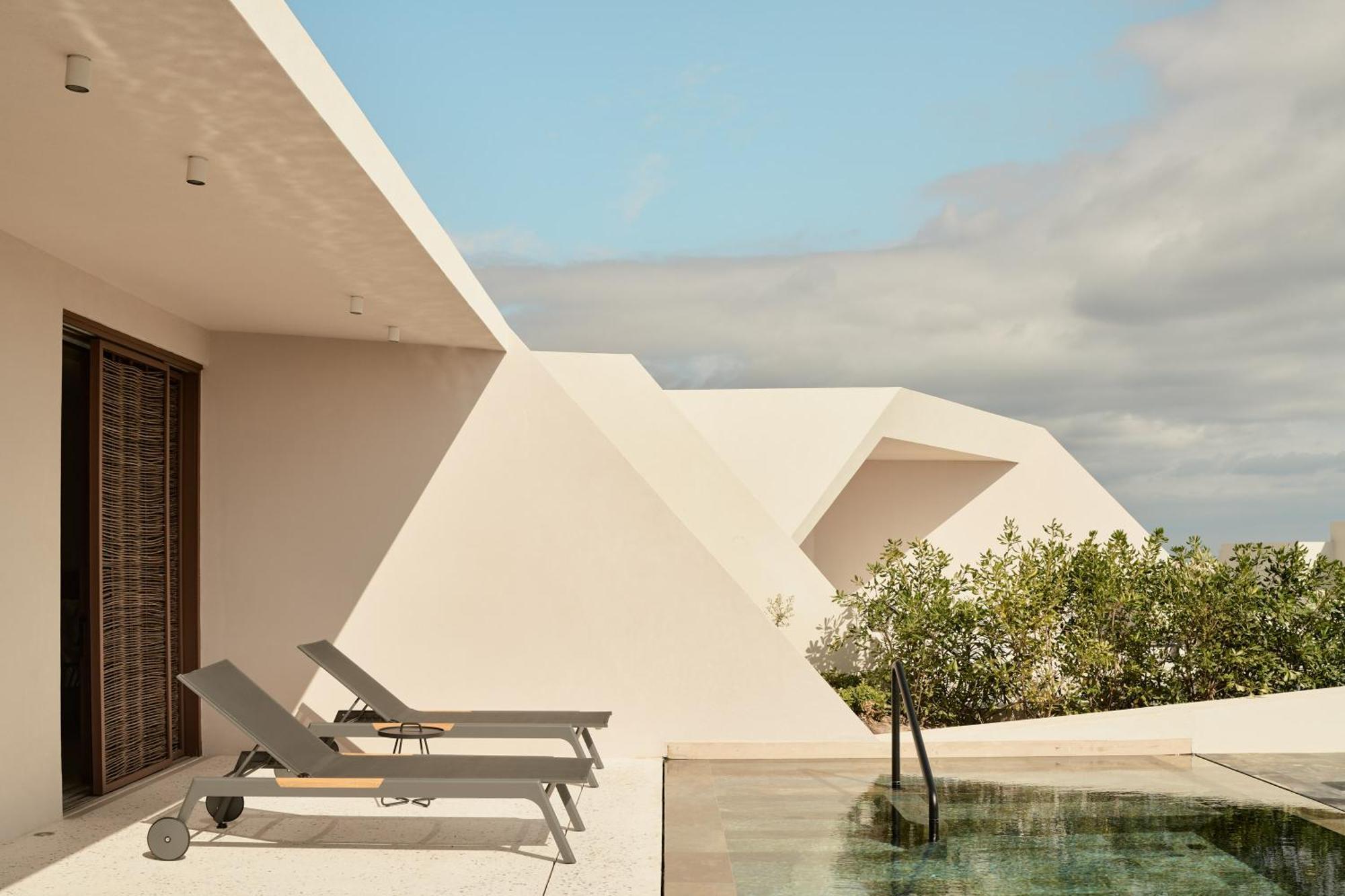 Nous Santorini Hotel เมซาเรีย ภายนอก รูปภาพ